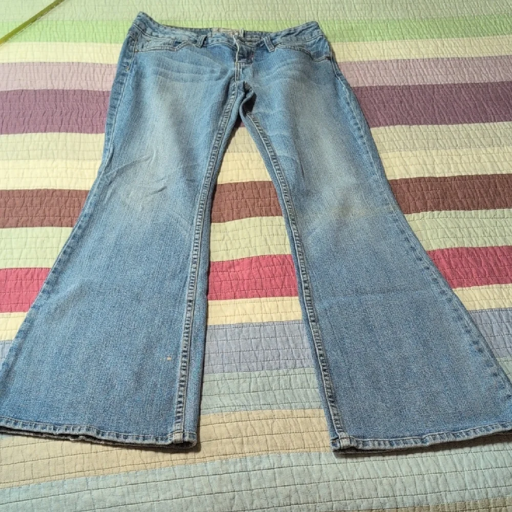 American Rag Light Blue Flare Jeans - Picture 1 of 11